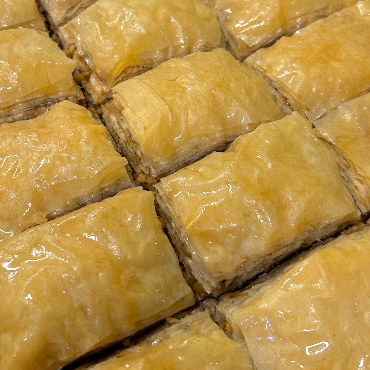 Baklavas with walnuts - 1 serving